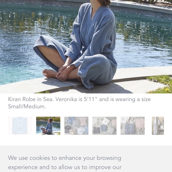 Matouk Sea Blue Waffle Robe - Picture 2 of 2